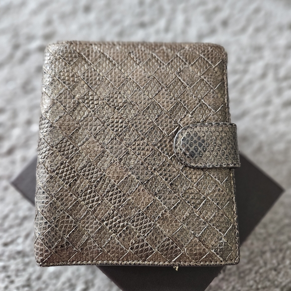 Bottega Veneta Gold Brown Wallet - Picture 3 of 7